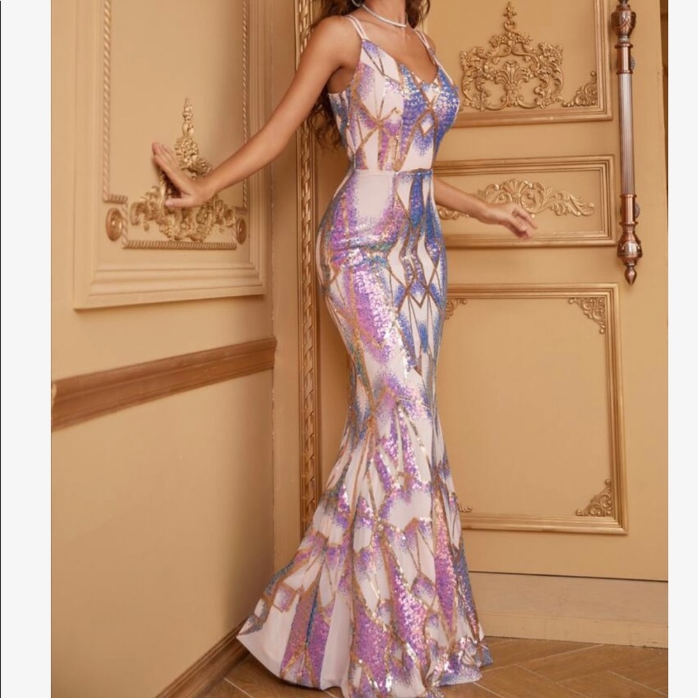 Luxurious Sequins Mermaid Backless Prom Evening Party Formal Gown Floor Dress - Picture 10 of 11
